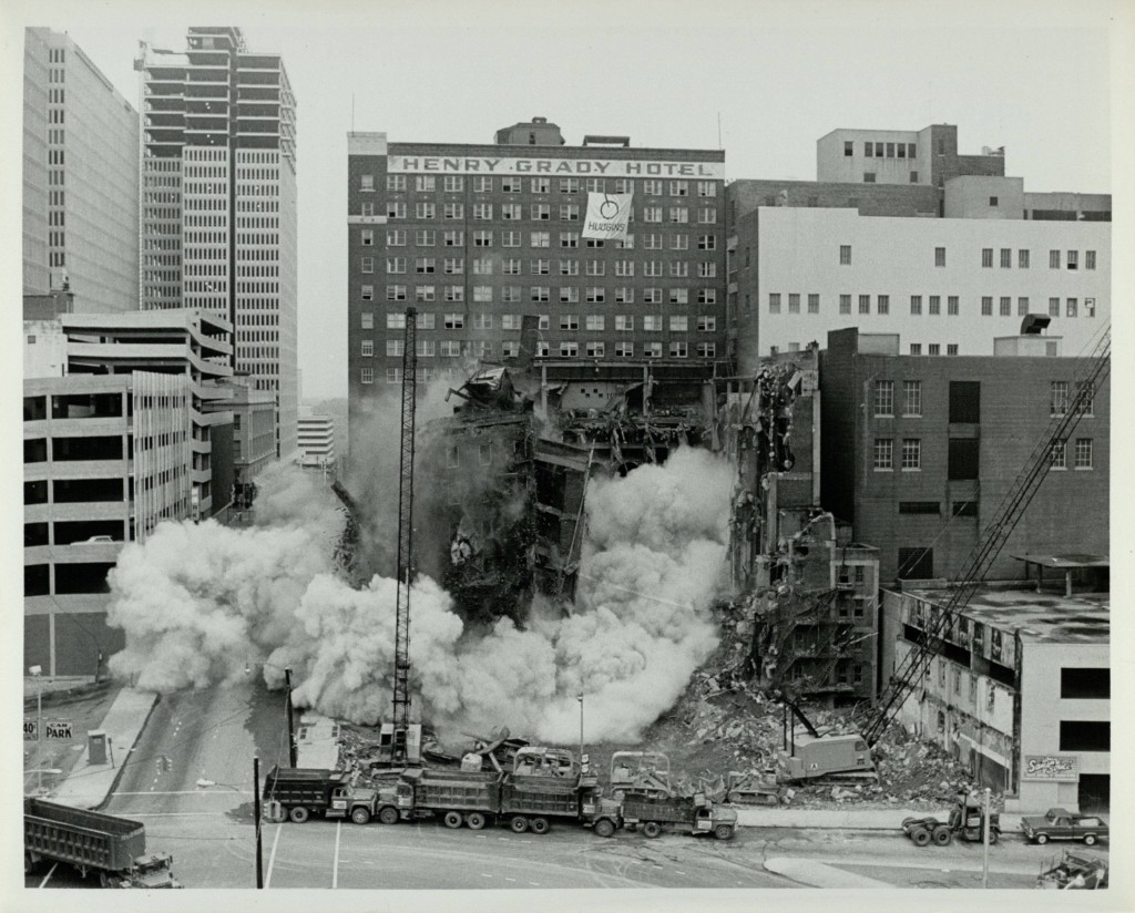 Downtown_Building_Demolition_August_11_1972