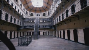 prison-4-7-interior