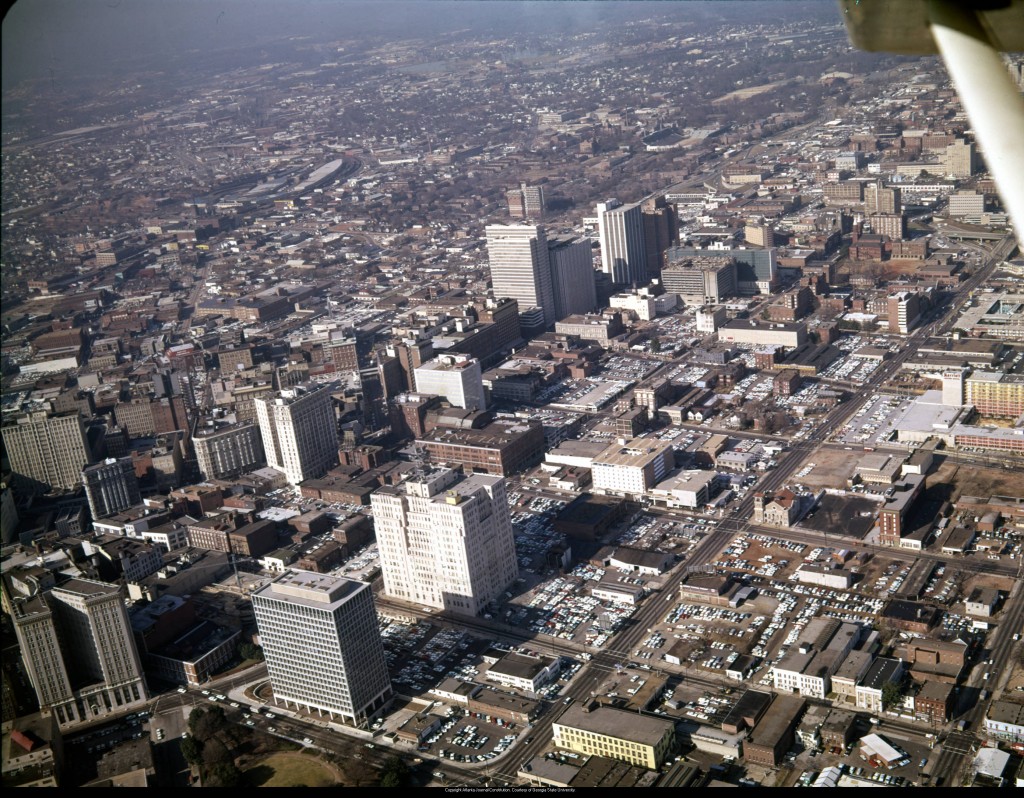 Aerial_view_of_downtown_looking_northwest_showing_large_areas_covered_in_parking_lots_Atlanta_Georgia_December_21_1965 (1)
